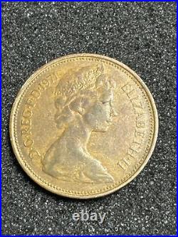 1971 D. G. REG. F. D Queen Elizabeth II New Pence 2 Coin #1